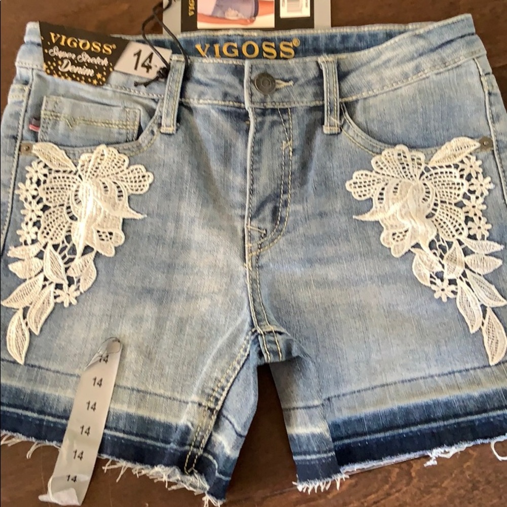 Cute vigoss denim shorts